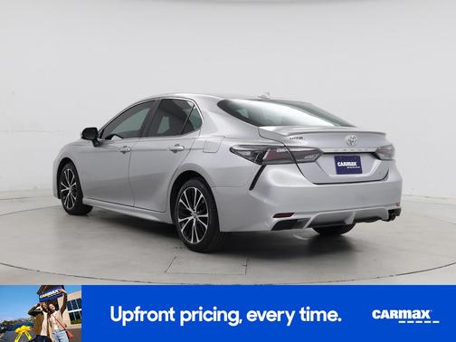 Silver 2020 Toyota Camry SE