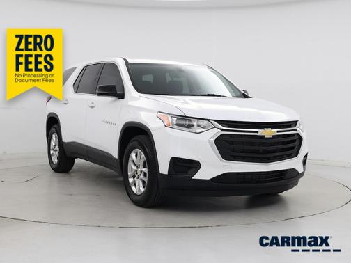 White 2020 Chevrolet Traverse LS