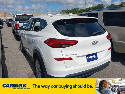 2020 Hyundai TUCSON SE