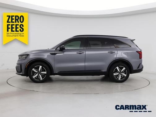 Gray 2022 Kia Sorento S