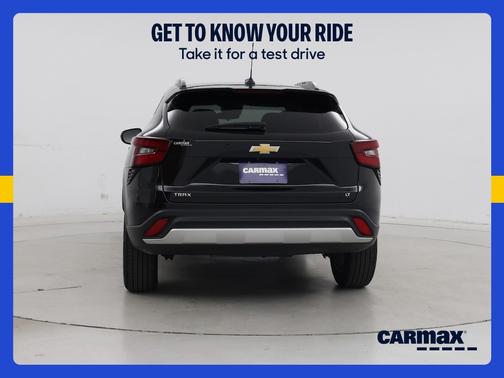 Black 2025 Chevrolet Trax LT