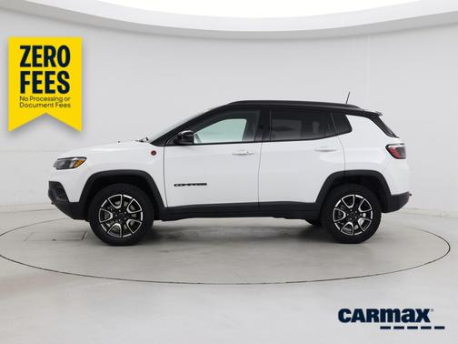 White 2025 Jeep Compass Trailhawk