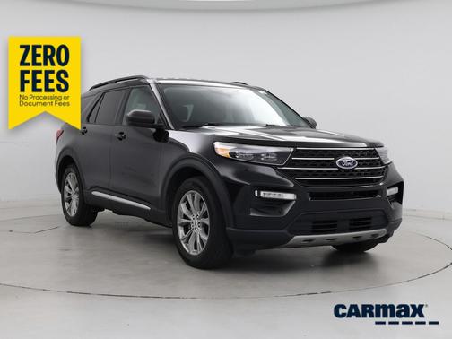 Black 2023 Ford Explorer XLT