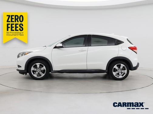 White 2018 Honda HR-V LX