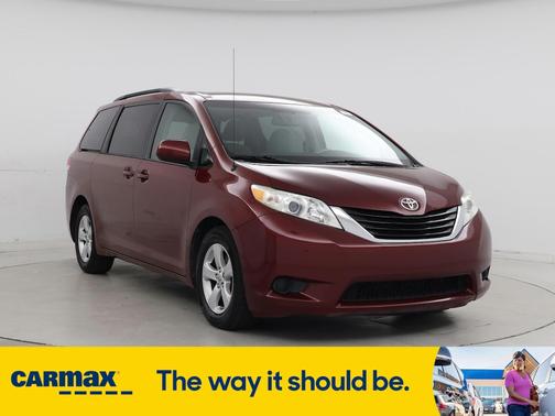 2014 Toyota Sienna LE