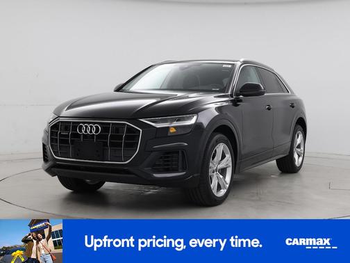 2022 Audi Q8 Premium Plus