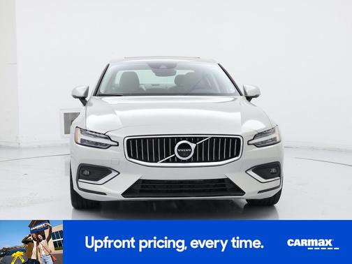 2022 Volvo S60 B5 Inscription