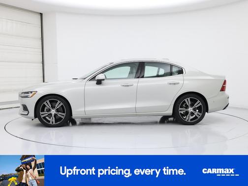 2022 Volvo S60 B5 Inscription