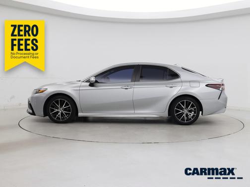 Silver 2021 Toyota Camry SE