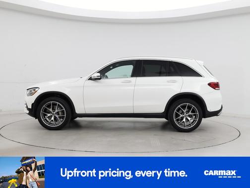 White 2022 Mercedes-Benz GLC 300