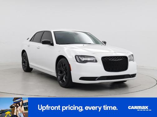 2020 Chrysler 300 Touring