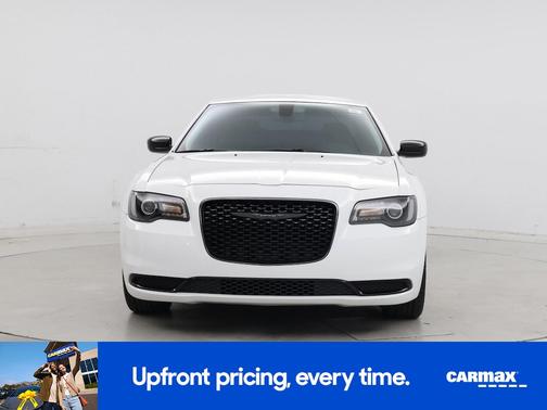 2020 Chrysler 300 Touring