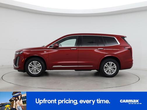 Red 2022 Cadillac XT6 Luxury