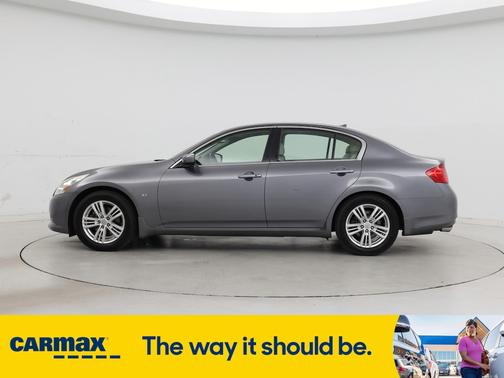 2015 INFINITI Q40