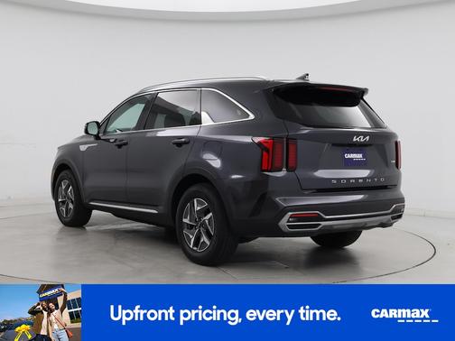 Gray 2022 Kia Sorento Hybrid S