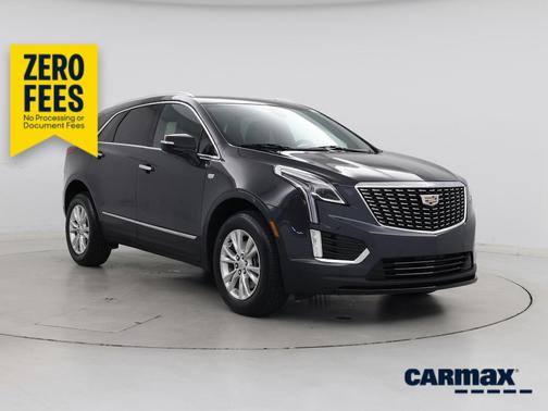 Gray 2023 Cadillac XT5 Luxury