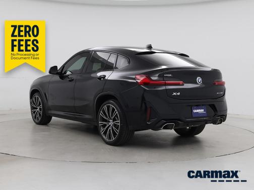 Black 2022 BMW X4 XDrive30i