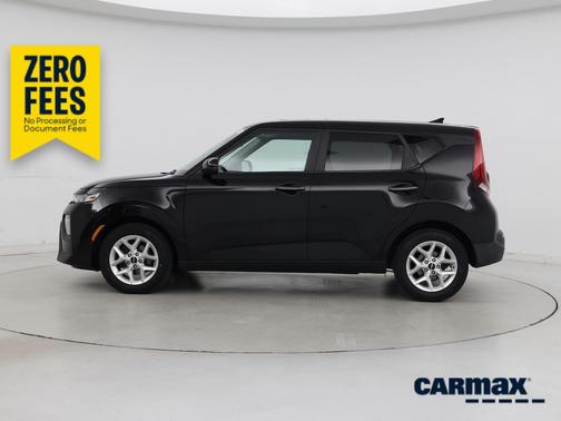 Black 2022 Kia Soul LX