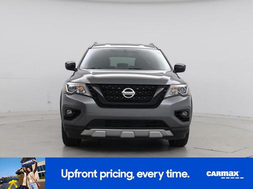 2020 Nissan Pathfinder SV