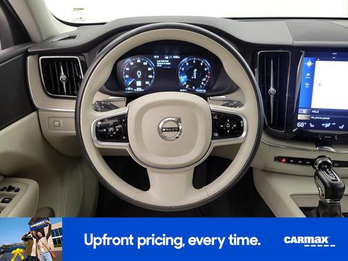 Blue 2018 Volvo XC60 T6 Inscription