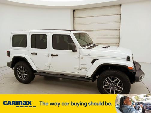 2024 Jeep Wrangler Sahara