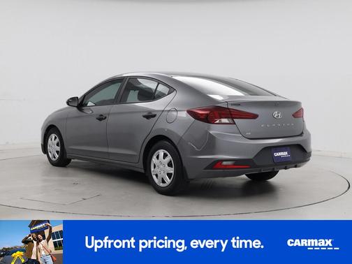 Gray 2019 Hyundai ELANTRA SE