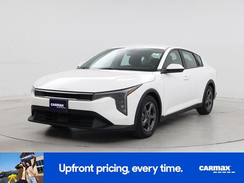 White 2025 Kia K4 LX