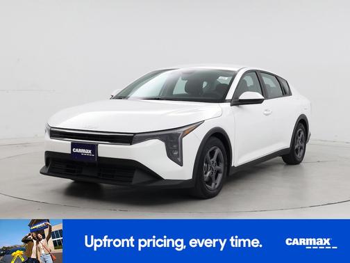 White 2025 Kia K4 LX