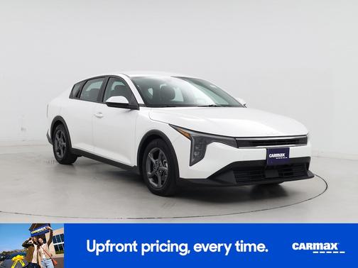 White 2025 Kia K4 LX