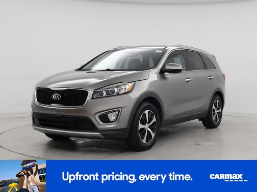 Gray 2017 Kia Sorento EX