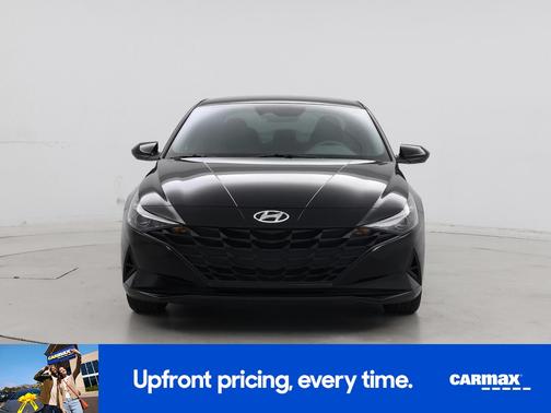 Black 2023 Hyundai ELANTRA SEL