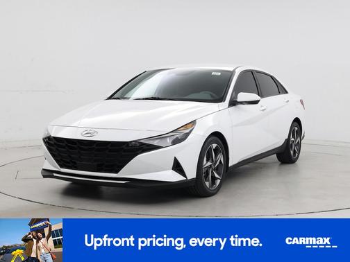 White 2023 Hyundai ELANTRA SEL