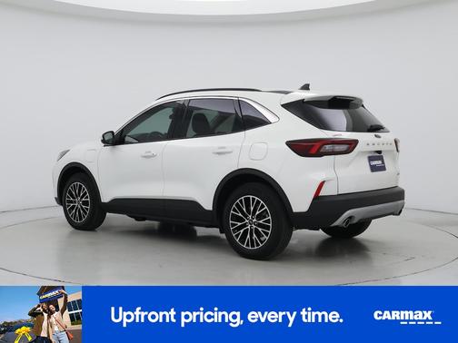 White 2024 Ford Escape