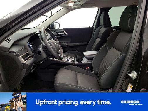 Black 2022 Mitsubishi Outlander ES