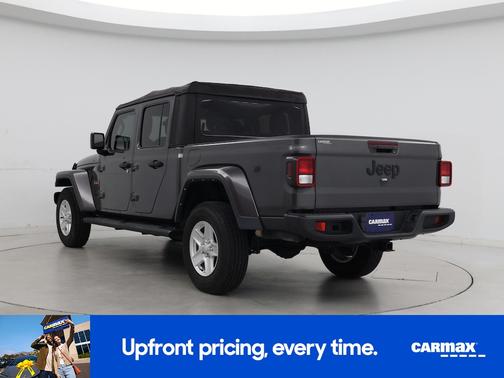 Gray 2022 Jeep Gladiator Sport S