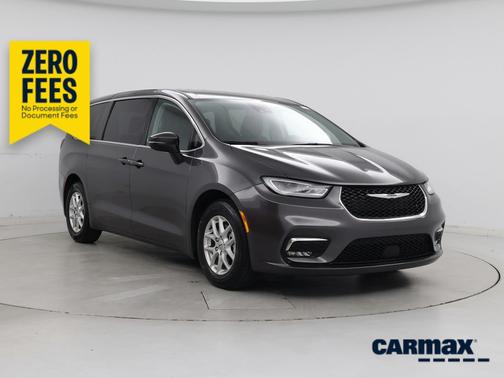 Gray 2023 Chrysler Pacifica Touring L