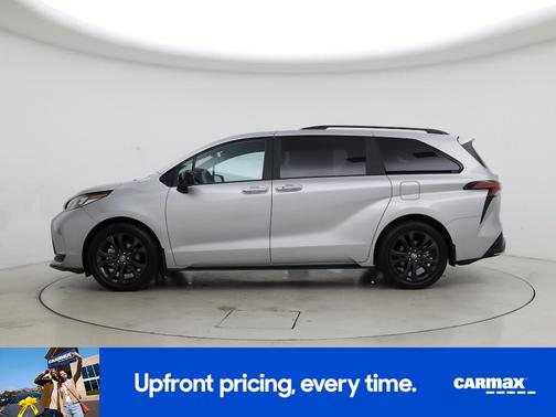 Silver 2025 Toyota Sienna XSE