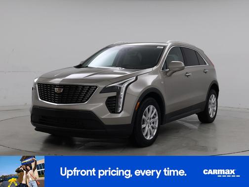 Gold 2023 Cadillac XT4 Luxury