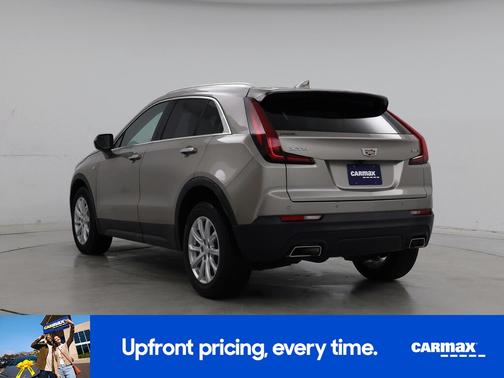 Gold 2023 Cadillac XT4 Luxury