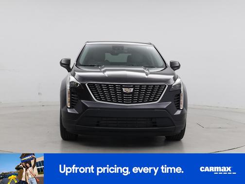 Gray 2023 Cadillac XT4 Luxury