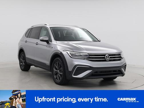 Silver 2023 Volkswagen Tiguan SE
