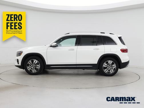 White 2024 Mercedes-Benz GLB 250