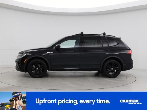 Black 2023 Volkswagen Tiguan SE R-Line Black
