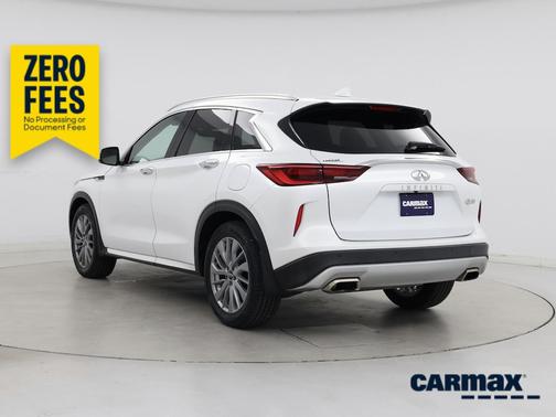 White 2023 INFINITI QX50 Luxe