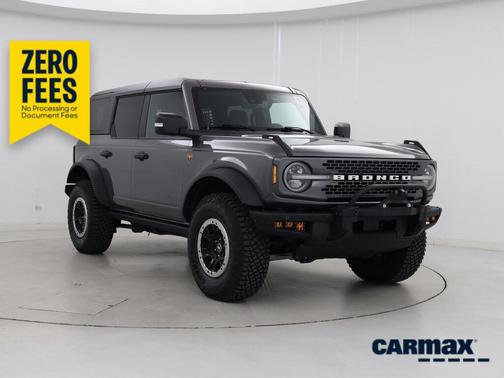 Gray 2024 Ford Bronco Badlands