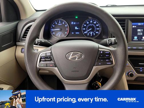 Red 2018 Hyundai ELANTRA SEL