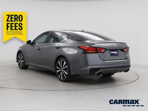 Gray 2022 Nissan Altima SR