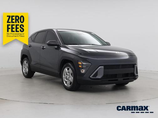 Gray 2024 Hyundai KONA SE