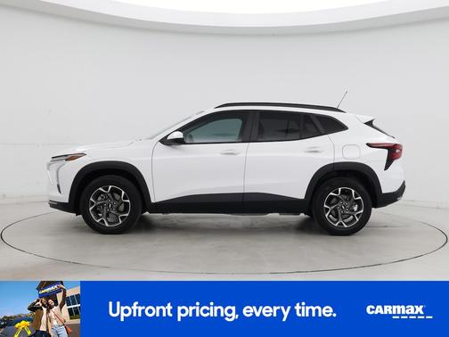 White 2024 Chevrolet Trax LT