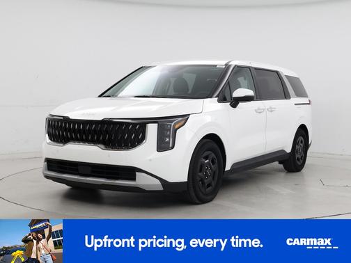 White 2025 Kia Carnival LXS